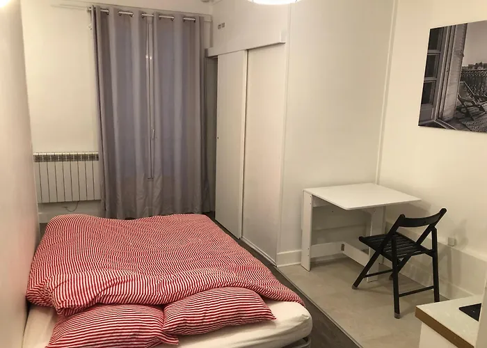 Le Du Square